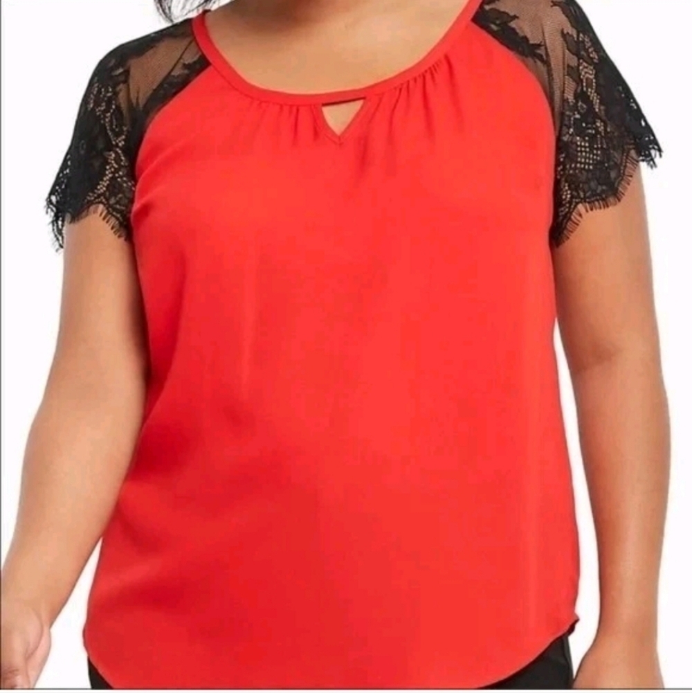Torrid Womens 2X Red Black Lace Sleeves Keyhole Neck Flowy A-Line Blouse Top